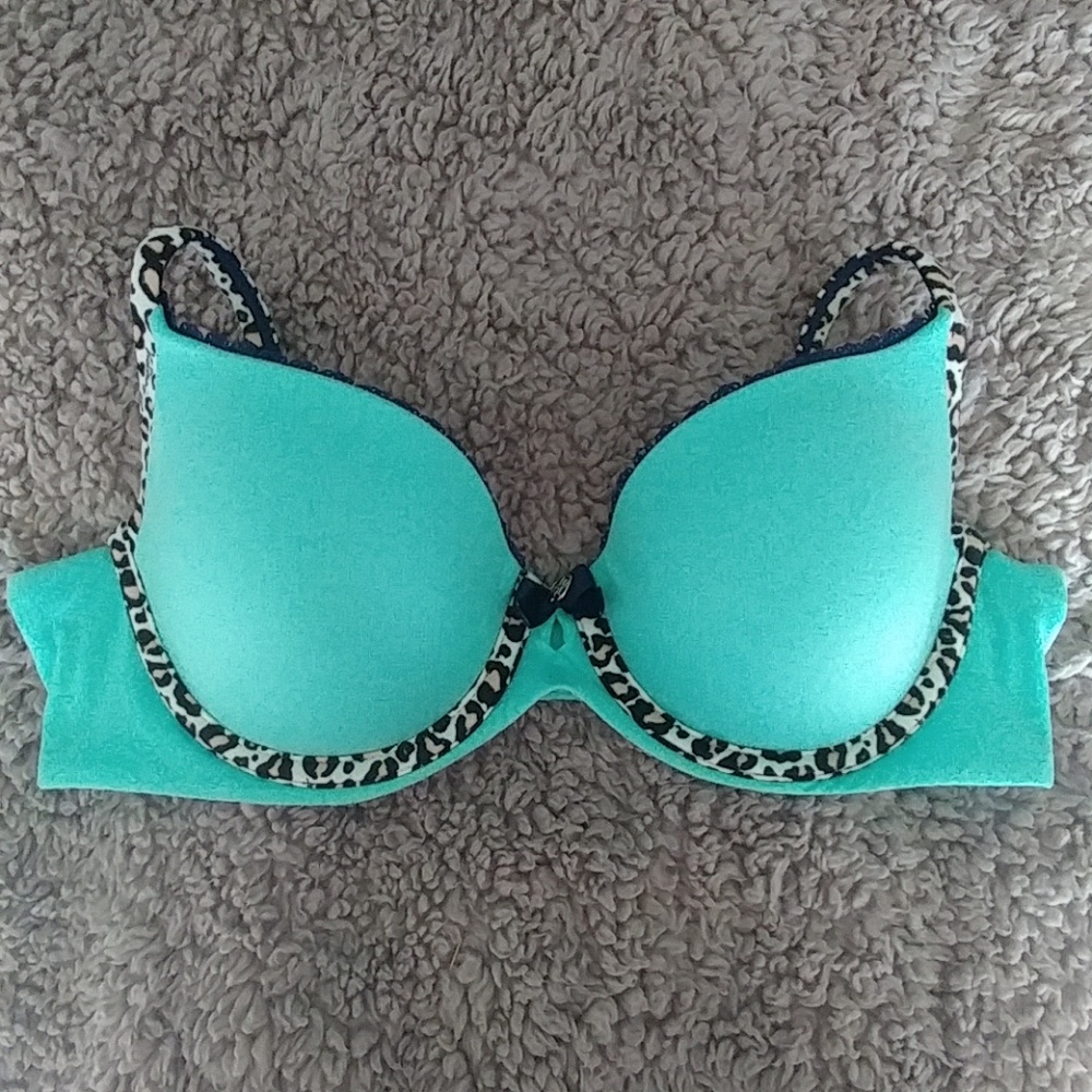 32C VS Body by Victoria Lined Demi